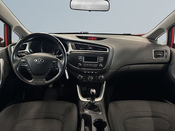 Kia Ceed 8 of 22