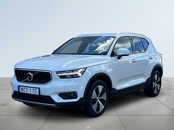 Volvo XC40 16 of 19