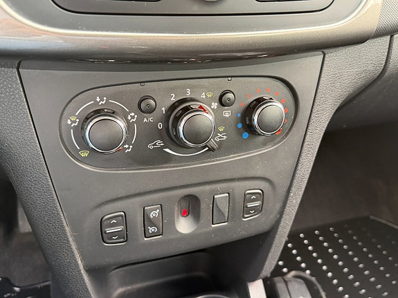 Dacia Logan 23 of 24