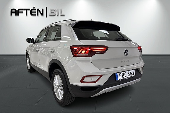 Volkswagen T-Roc 9 of 20