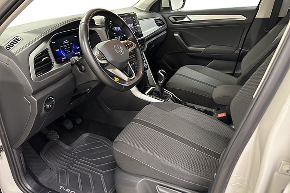 Volkswagen T-Roc 13 of 20