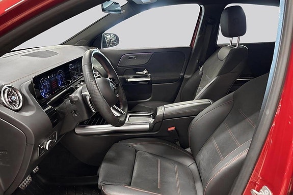 Mercedes-Benz EQA250+ 8 of 18