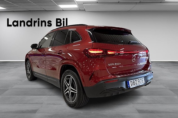 Mercedes-Benz EQA250+ 6 of 18