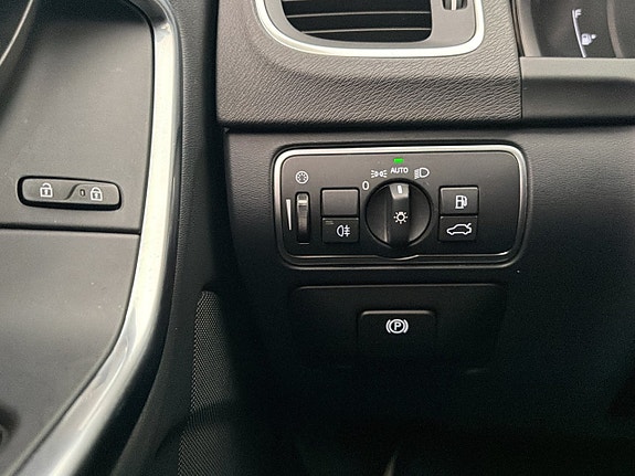 Volvo V60 Cross Country 25 of 30