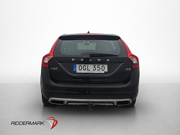 Volvo V60 Cross Country 6 of 30