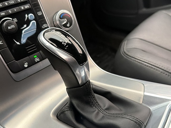 Volvo V60 Cross Country 22 of 30