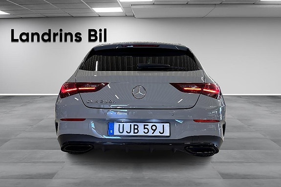 Mercedes-Benz CLA250 e 5 of 17