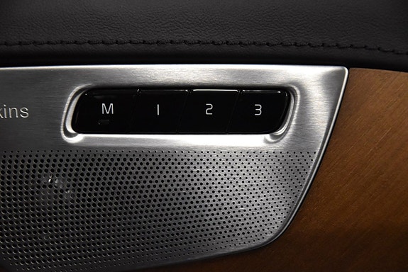 Volvo XC90 17 of 30