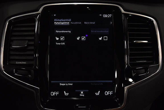 Volvo XC90 30 of 30