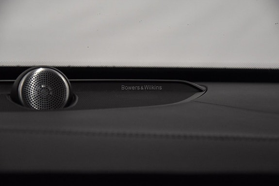 Volvo XC90 24 of 30