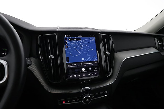 Volvo XC60 13 of 18