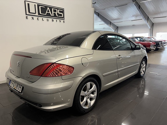 Peugeot 307 CC 3 of 7