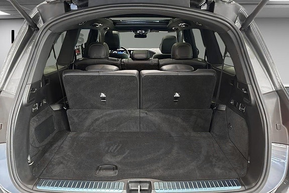 Mercedes-Benz GLS450 d 14 of 23