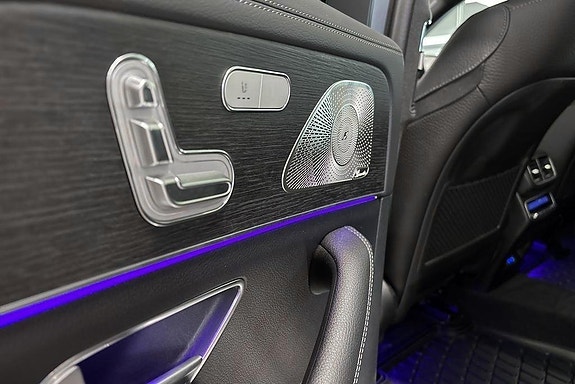 Mercedes-Benz GLS450 d 18 of 23