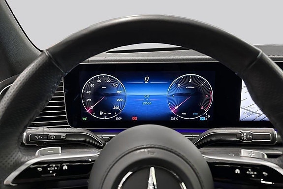 Mercedes-Benz GLS450 d 10 of 23