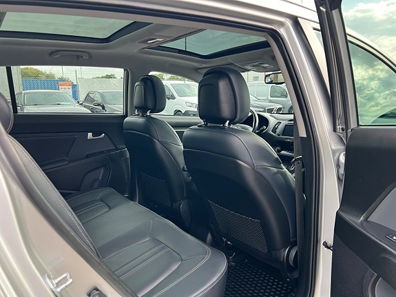 Kia Sportage 11 of 14