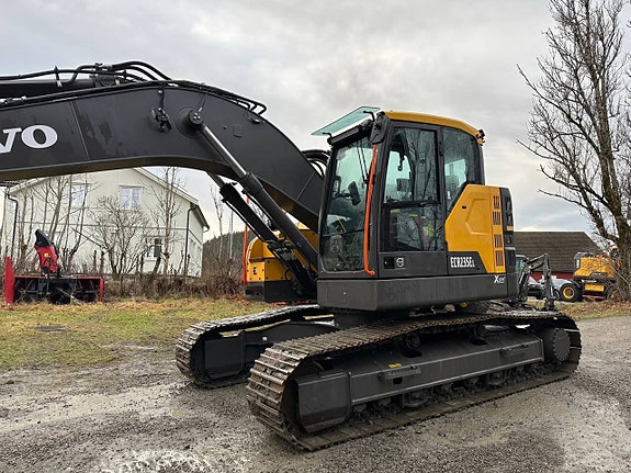 Volvo ECR235 2023 Xsite 3D 1750h 3 of 12