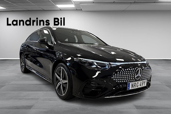 Mercedes-Benz CLA350 3 of 21