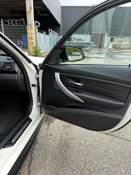 BMW 335d 15 of 22