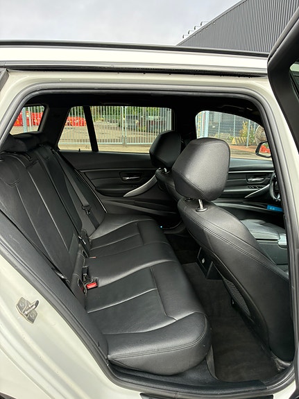 BMW 335d 13 of 22