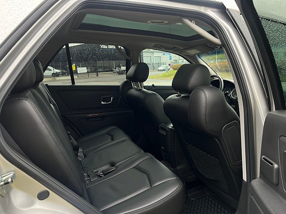 Cadillac SRX 8 of 14