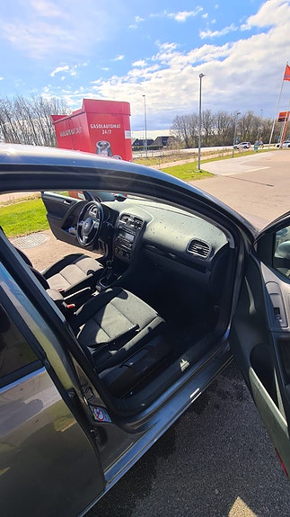 Volkswagen Golf VI 3 of 5