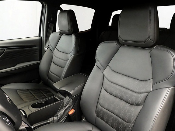 Isuzu D-max 9 of 13