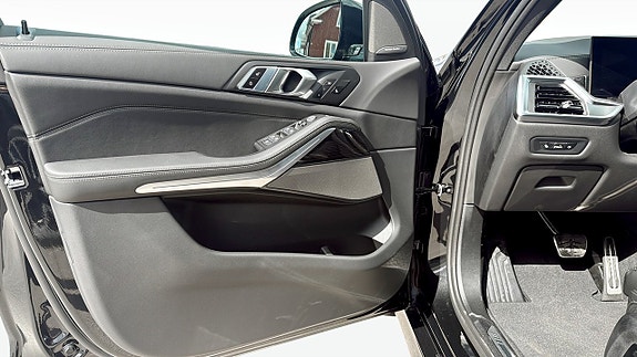 BMW X5 11 of 13
