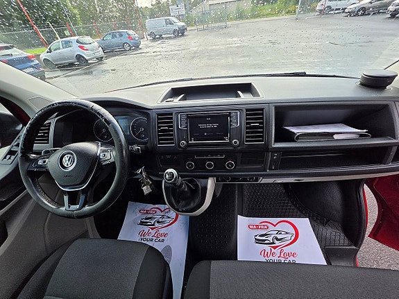 Volkswagen Transporter 12 of 20