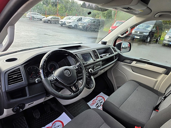 Volkswagen Transporter 13 of 20