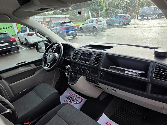 Volkswagen Transporter 11 of 20