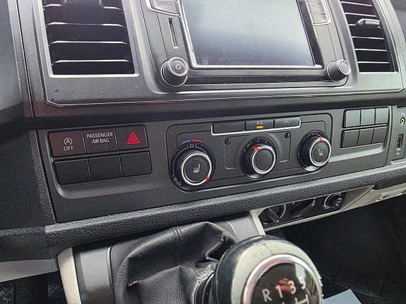 Volkswagen Transporter 17 of 20