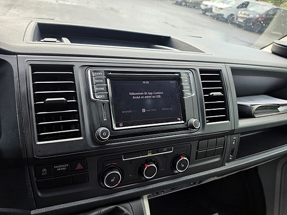 Volkswagen Transporter 19 of 20