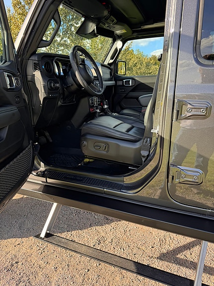 Jeep Wrangler 5 of 13