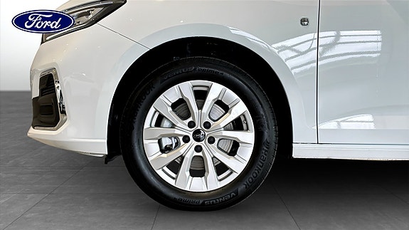 Ford Transit Connect 9 of 9