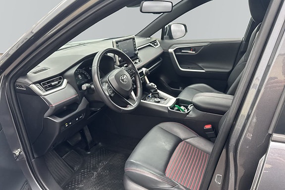 Toyota RAV4 13 of 20