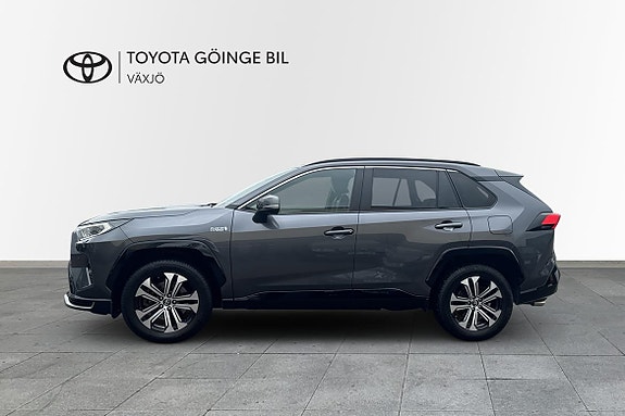 Toyota RAV4 4 of 20