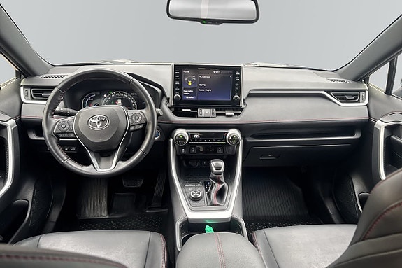 Toyota RAV4 9 of 20