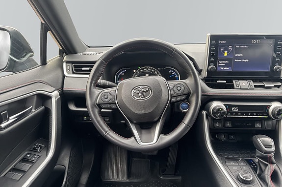 Toyota RAV4 10 of 20