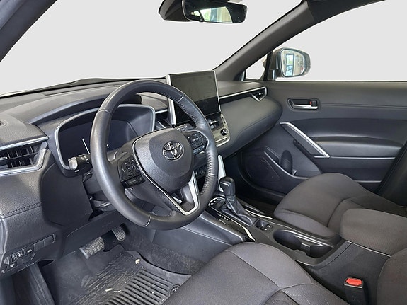 Toyota Corolla Cross 10 of 13
