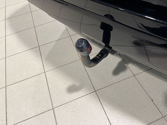 Toyota RAV4 22 of 27
