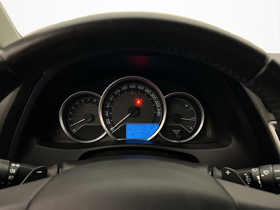Toyota Auris 13 of 29