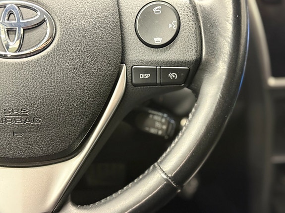 Toyota Auris 17 of 20