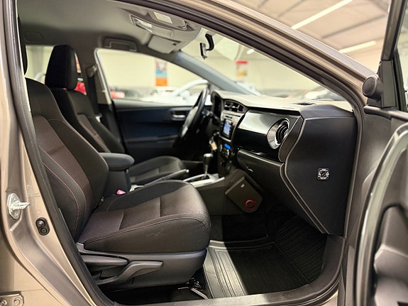 Toyota Auris 19 of 20