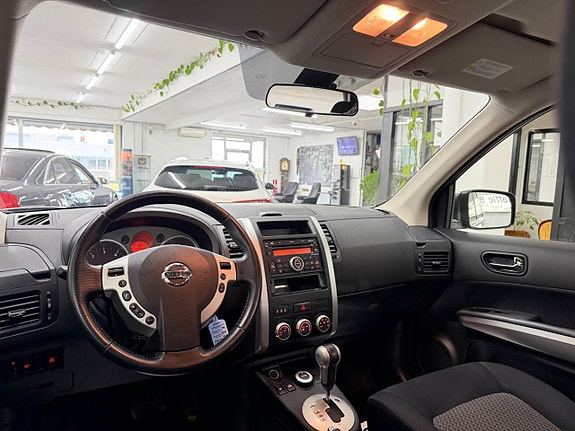 Nissan X-Trail 22 of 30