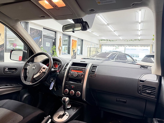 Nissan X-Trail 18 of 30