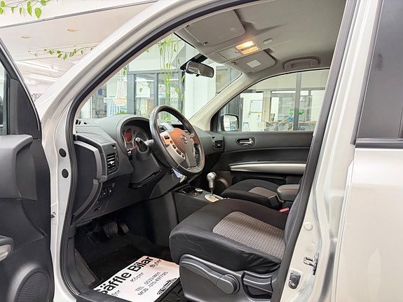 Nissan X-Trail 23 of 30