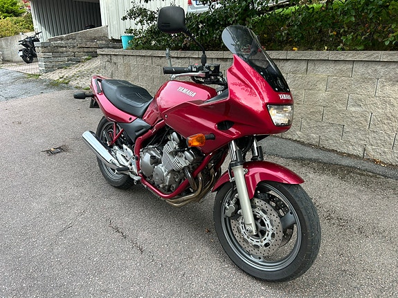 Yamaha XJ600 S 2 of 7