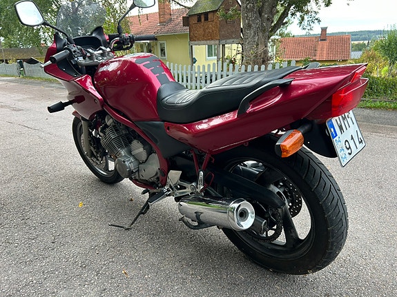 Yamaha XJ600 S 3 of 7