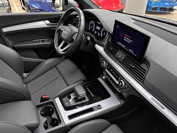 Audi Q5 10 of 14